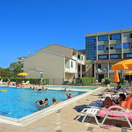 Villaggio Luna Due Каорле Экстерьер фото
