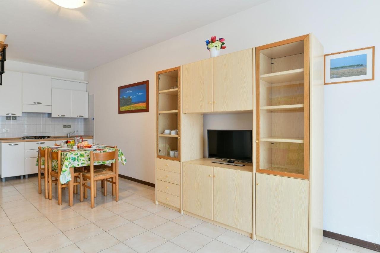 Villaggio Luna Due Каорле Экстерьер фото