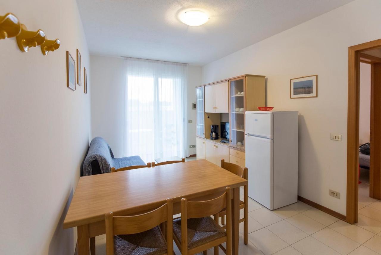 Villaggio Luna Due Каорле Экстерьер фото